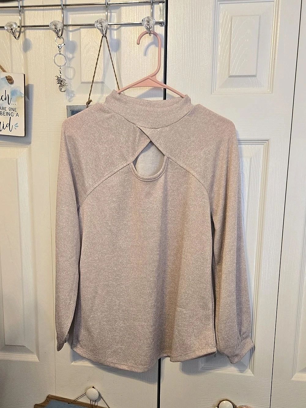 Adrienne Vittadini Shimmer Cutout Blouse in Pink Size Medium Like New
